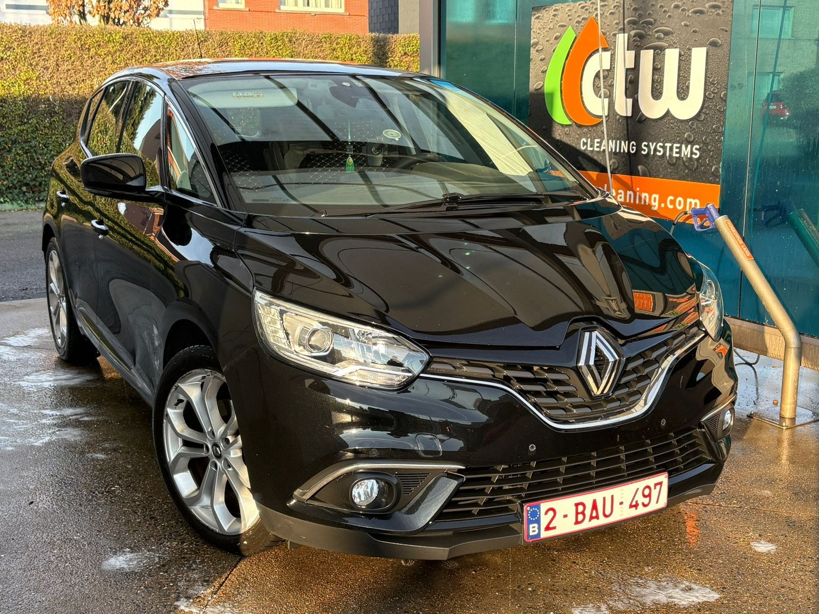 Renault scenic tekoop, Voorwielaandrijving, Zwart, 5 deurs, Particulier