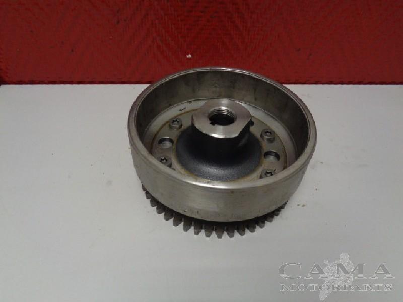 VOLANT MOTEUR Honda (31110-MAS-004), Dhr. S. di Majo, Utilisé, Info@cama-motorparts.nl, P.J. Troelstraweg 8 8
3144 CX  MAASSLUIS, NL