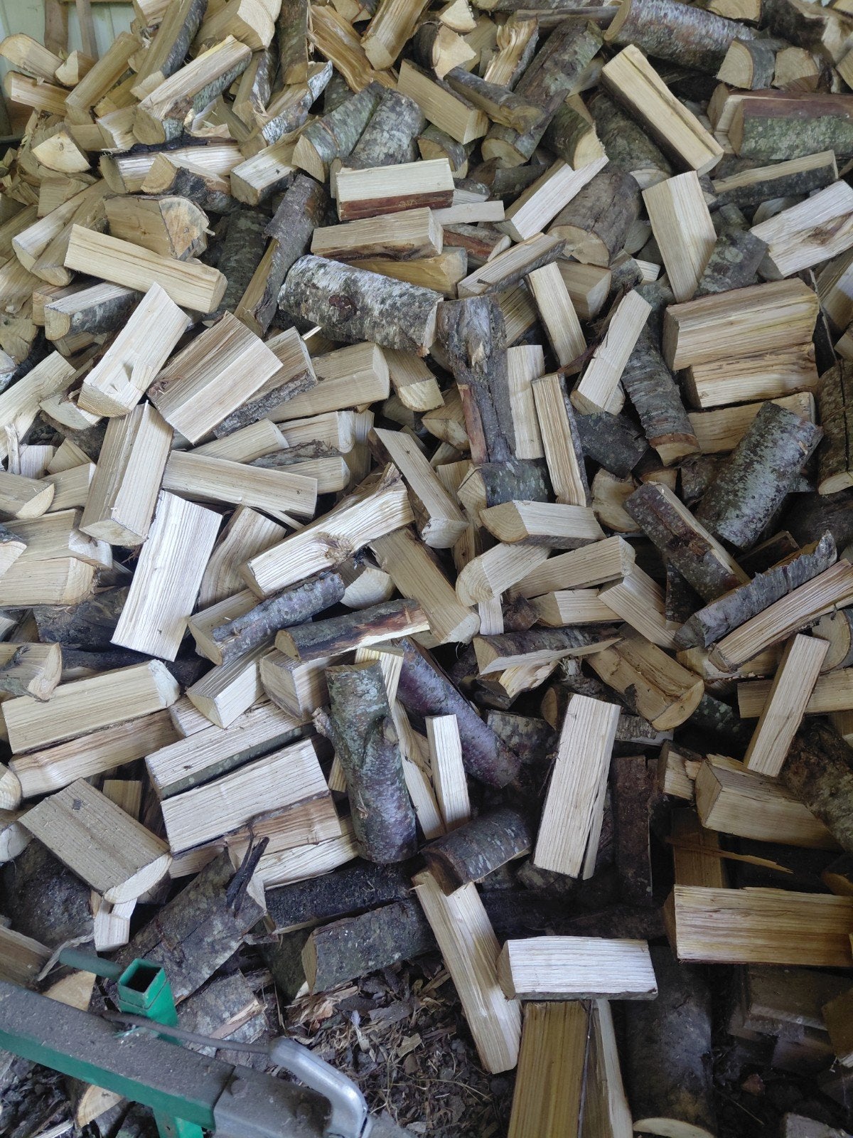 kastanje hout, 6 m³ of meer, Ophalen, Overige houtsoorten, Blokken