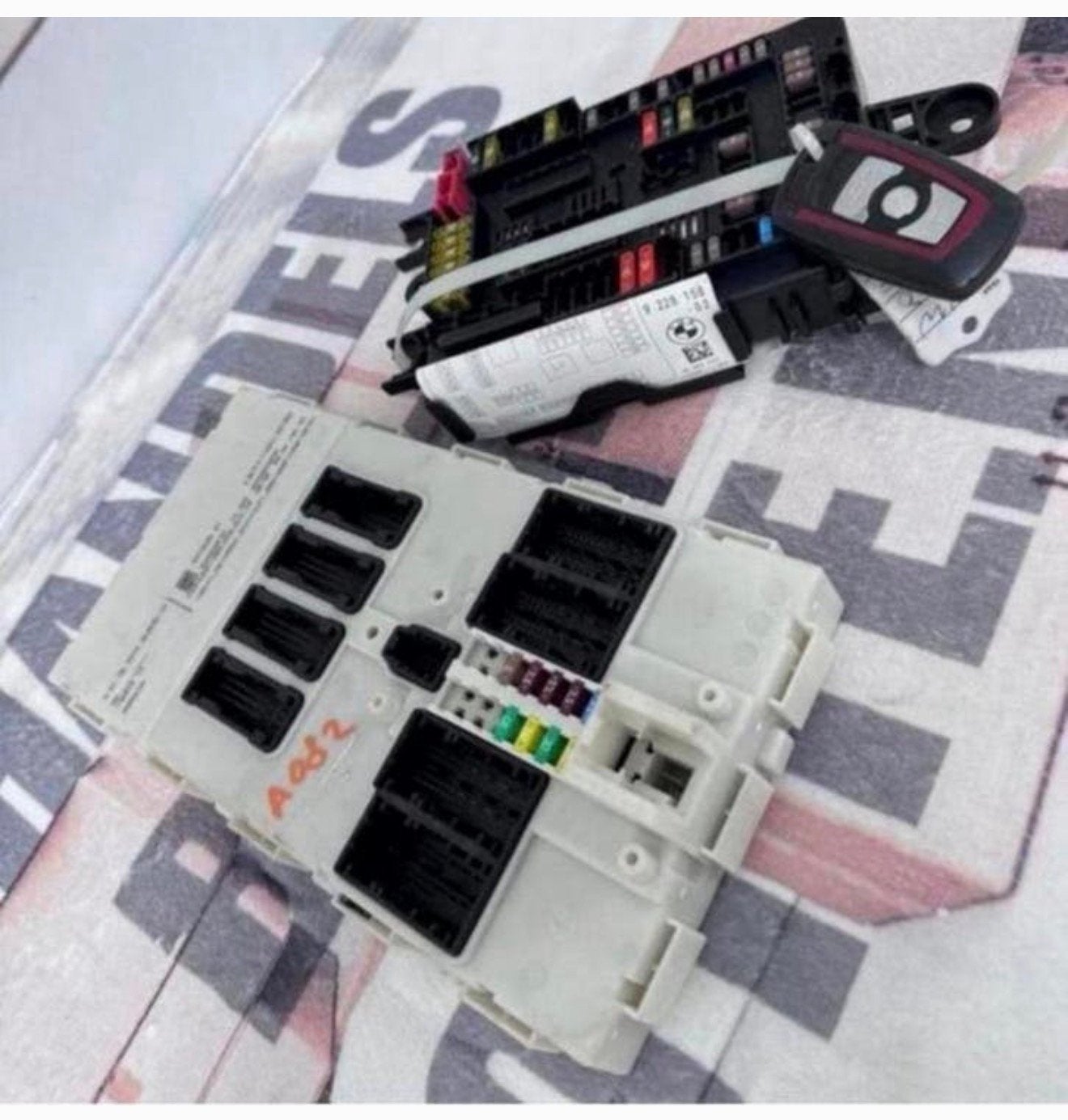 Bmw 1-serie E87 Zekeringkast + BCM module 931568501 2007-11, Auto-onderdelen, Elektronica en Kabels, BMW, Gebruikt, Ophalen of Verzenden