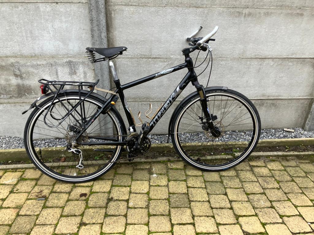 Trek navigator x700 trekking, Vélos & Vélomoteurs, Vélos | Hommes | Vélos de sport & Vélo de randonnée, Comme neuf, Enlèvement