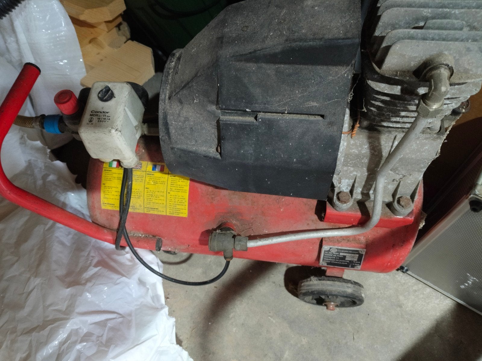 Compressor, Enlèvement