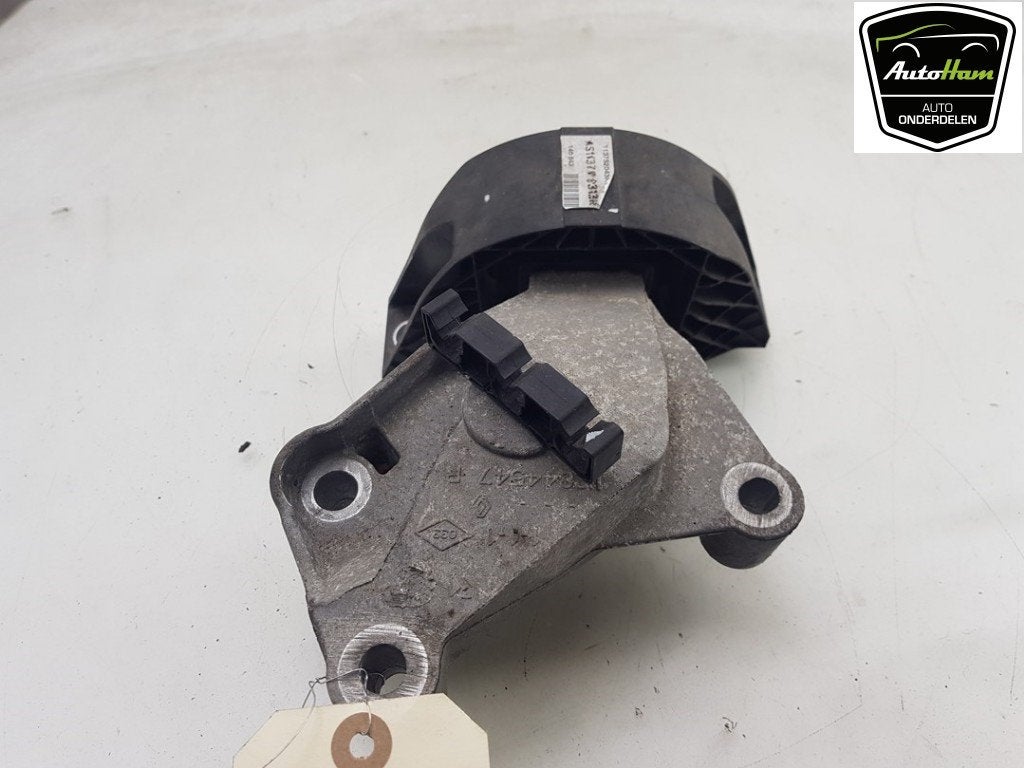 MONTAGE MOTEUR Renault Clio IV (5R) (01-2012/08-2021), Utilisé, Renault