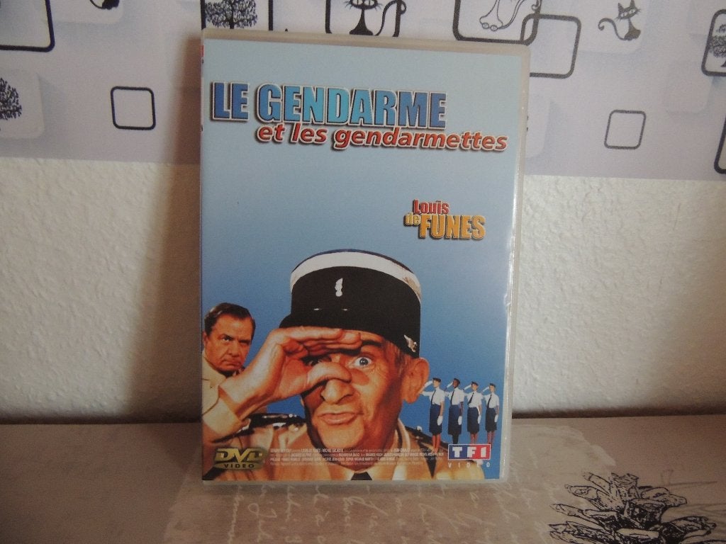 DVD - Le gendarme et les gendarmettes, Enlèvement
