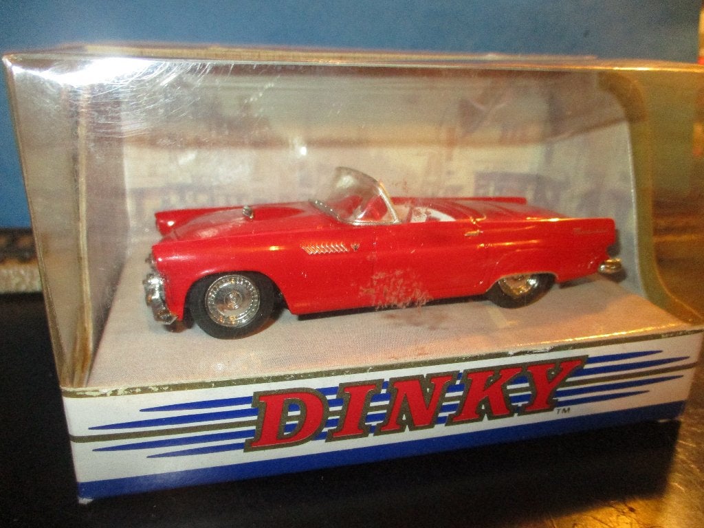 Dinky-Matchbox Ford Thunderbird 55, Enlèvement ou Envoi, Neuf, Voiture, Dinky Toys