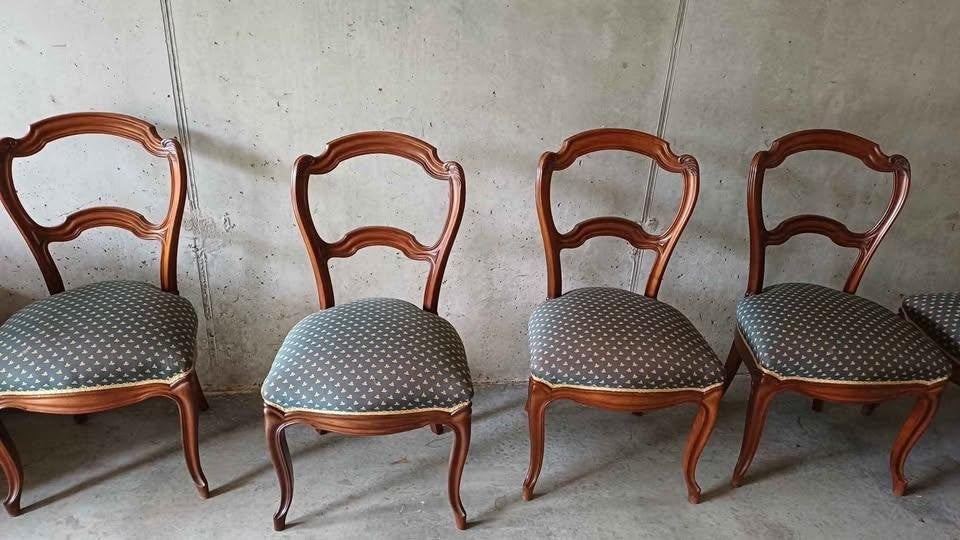 set 6 stoelen + Louis XV-bank, Ophalen