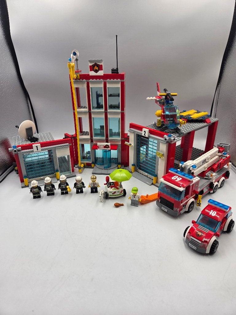 Lego City 60110 Caserne de pompiers, Enlèvement ou Envoi, Lego, Ensemble complet, Comme neuf