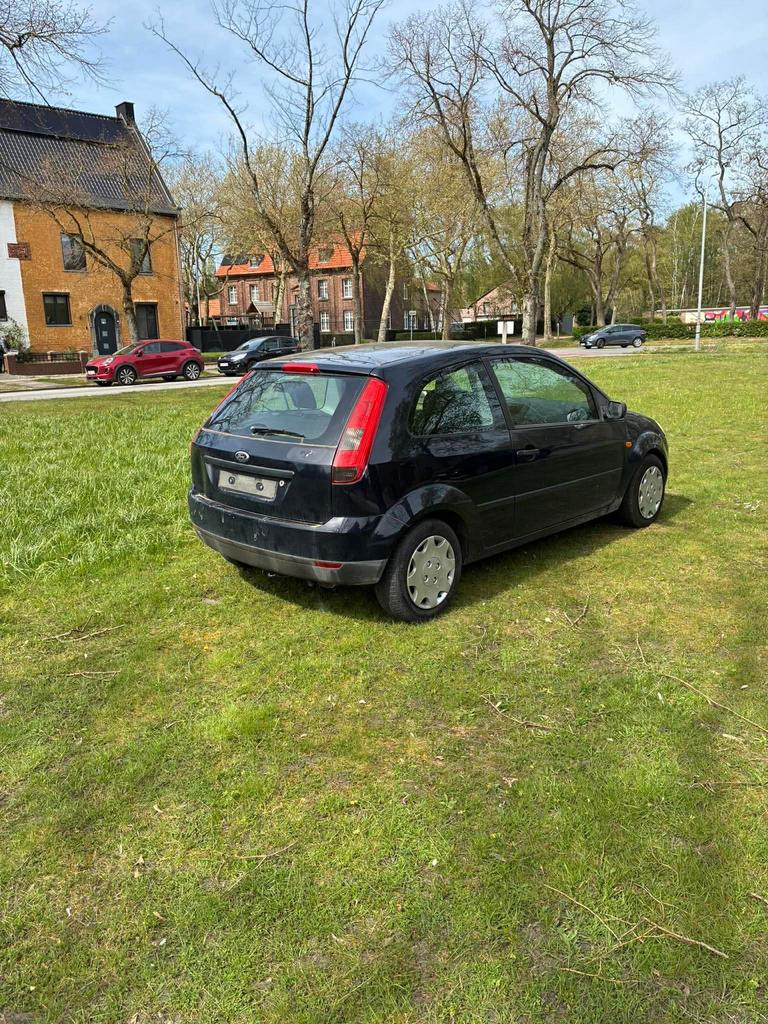 Ford fiesta, Auto's, Voorwielaandrijving, Stof, Blauw, Particulier