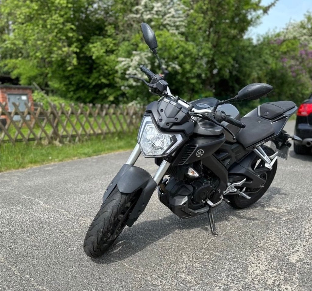 Yamaha mt125 - 20.000 km - 2014, Motos, Occasion, Permis Moto A1 minimum, Éclairage LED, 1 cylindre