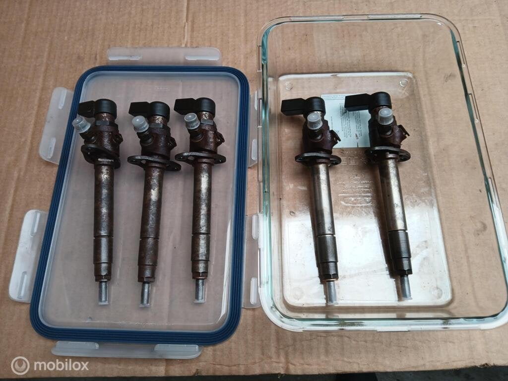Verstuiver 276dt L320 Sport Discovery 3 Injector 2.7 TDV6, Autos : Pièces & Accessoires, Systèmes à carburant, Land Rover, Utilisé