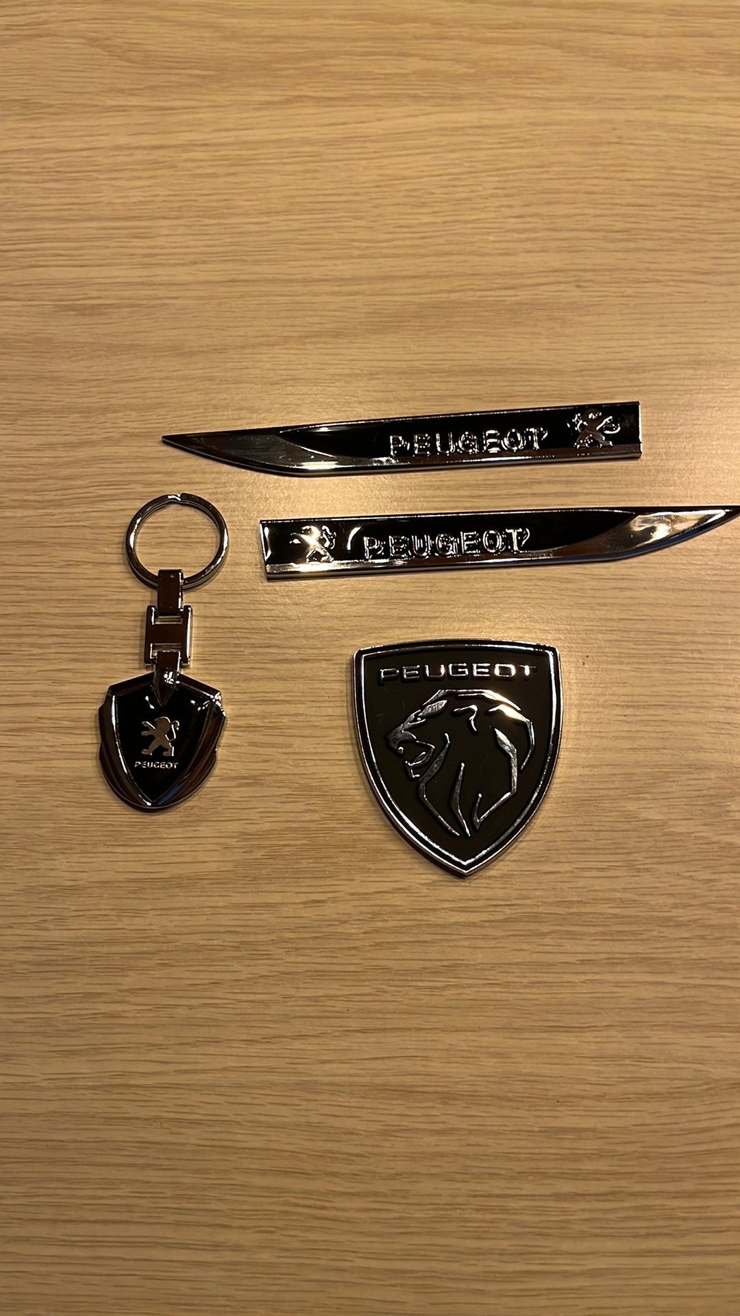 Peugeot logo en sleutelhanger nieuw, Ophalen, Peugeot