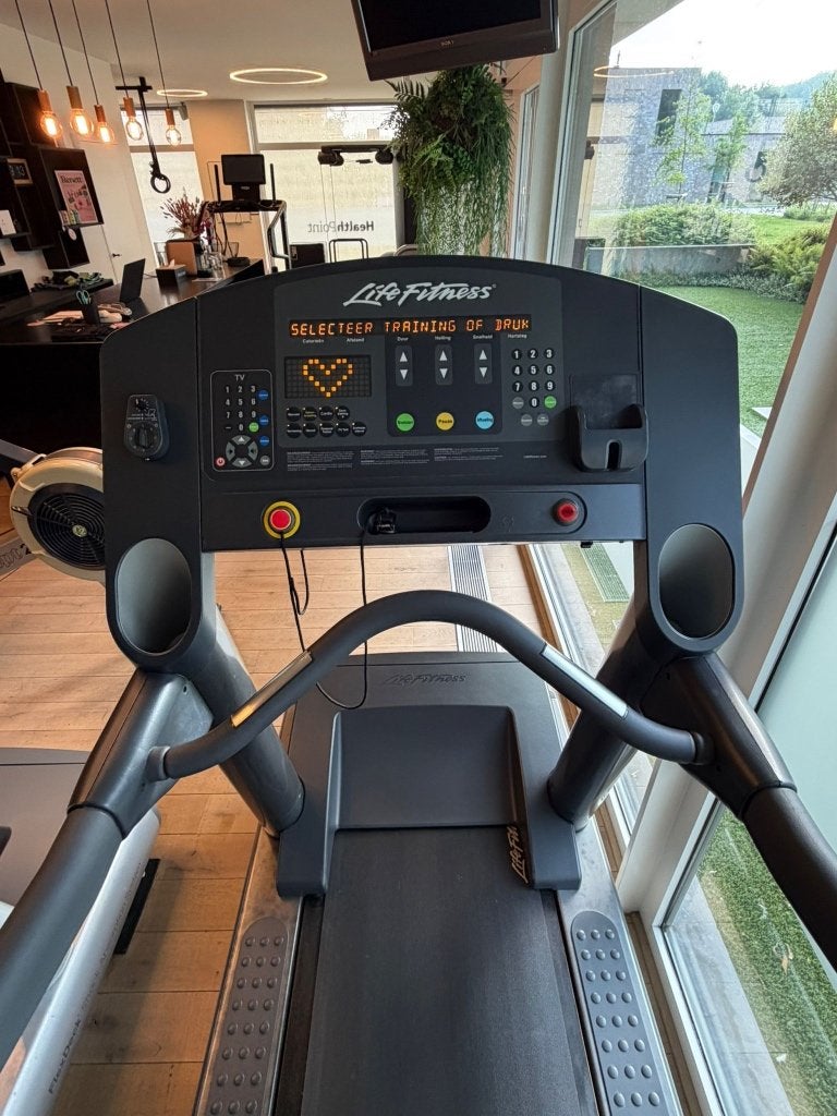 Professionele Loopband Life Fitness, Sport en Fitness, Fitnessapparatuur, Ophalen, Overige materialen, Gebruikt, Loopband