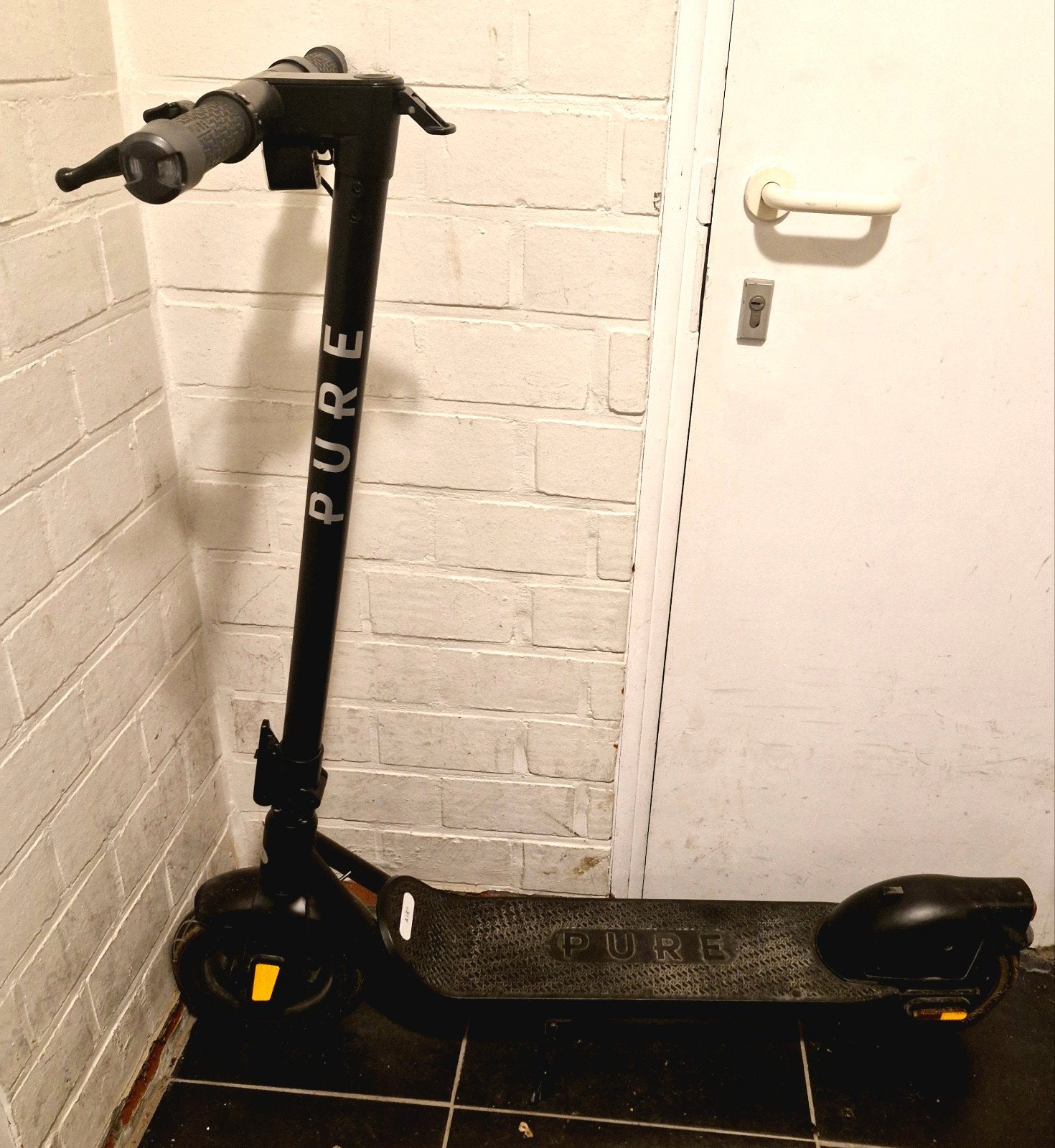 Pure Electric Pure Air³ – elektrische step – mat zwart, Fietsen en Brommers, Steps, Ophalen, Gebruikt, Elektrische step (E-scooter)