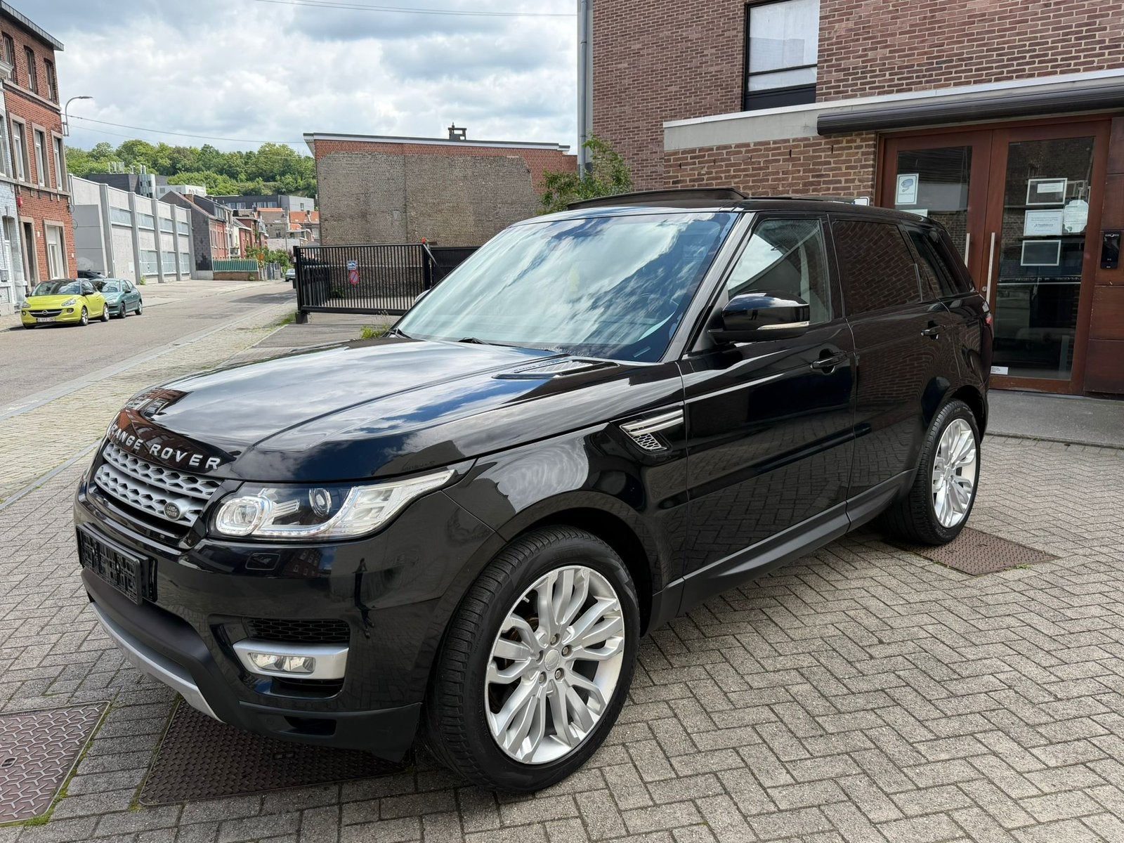 * Range Rover Sport * 3.0d * 190 kw * Panodak * Meridian*, Auto's, Land Rover, Particulier, 4x4, ABS, Achteruitrijcamera, Adaptieve lichten