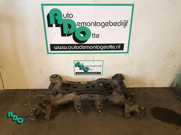 Faux châssis d'un BMW 3-Serie (3-Serie 04-), Autos : Pièces & Accessoires, Suspension & Châssis, BMW, Utilisé, 3 mois de garantie