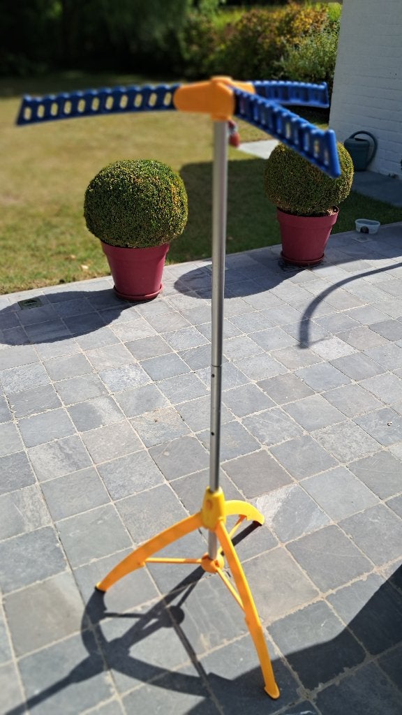 Staander om kledij op te hangen, Diversen, Ophalen, Gebruikt