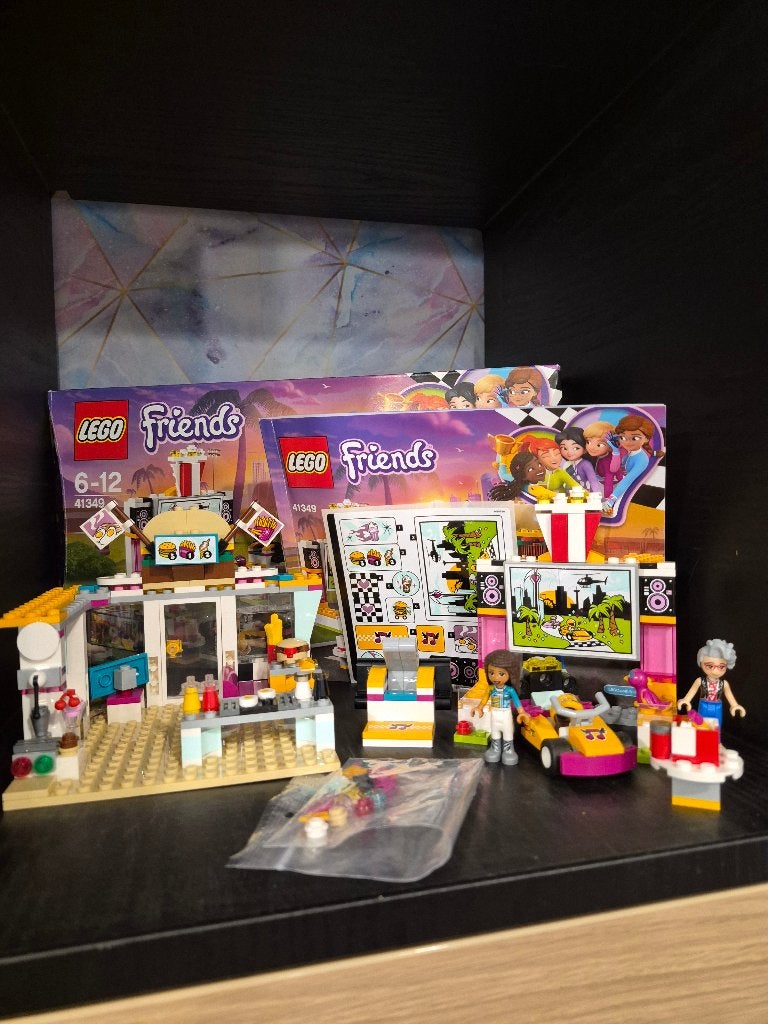 LEGO Friends 41349 Go-kart diner – 100%Compleet+NEW Sticker!, Lego, Ensemble complet, Friends, Comme neuf