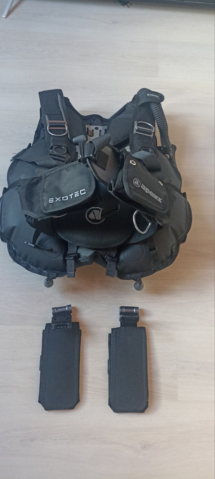 Apeks EXotec Wing, Autos : Pièces & Accessoires, Habitacle & Garnissage, Enlèvement