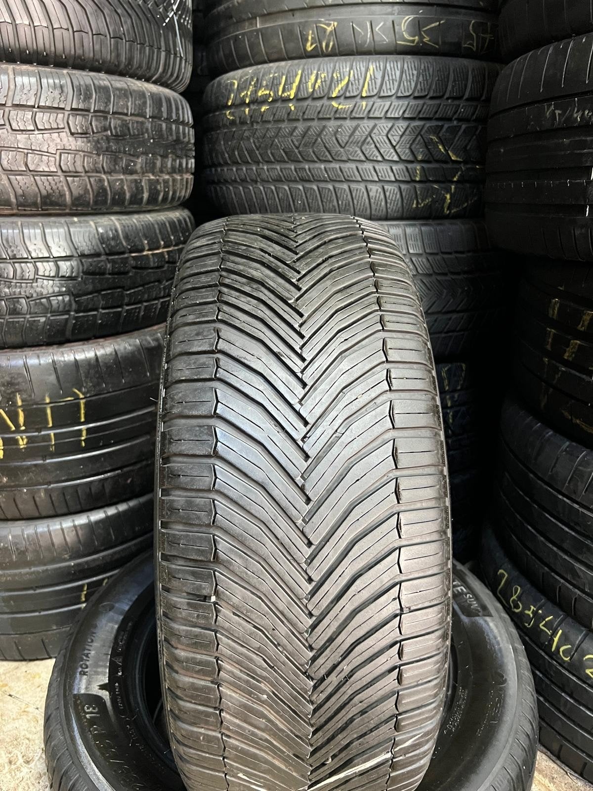 255 55 18 Michelin avec montage et équilibrage, Enlèvement