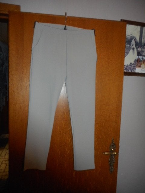 Kleding, Kleding | Dames, Broeken en Pantalons, Maat 42/44 (L), Ophalen of Verzenden, Zo goed als nieuw, Victor