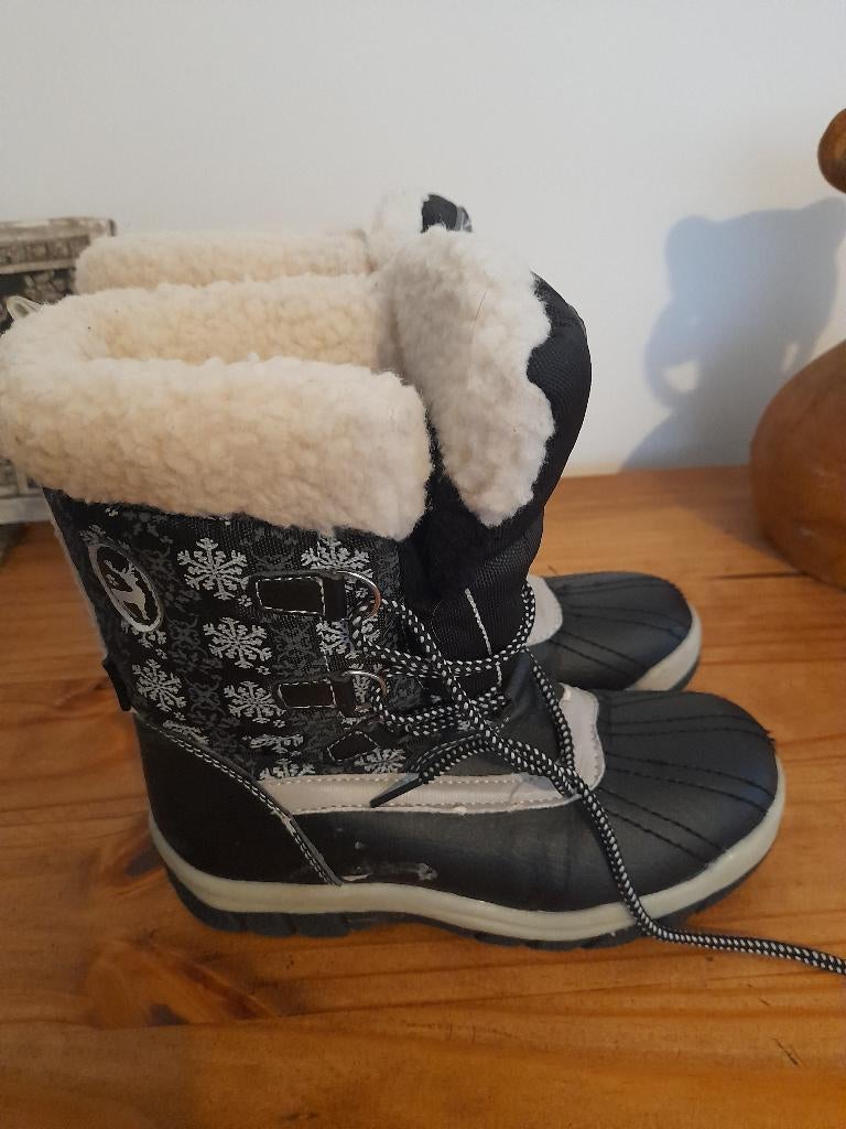 Sneeuwbotten kind maat 32, Snowboots, Zo goed als nieuw, Ski, Ophalen