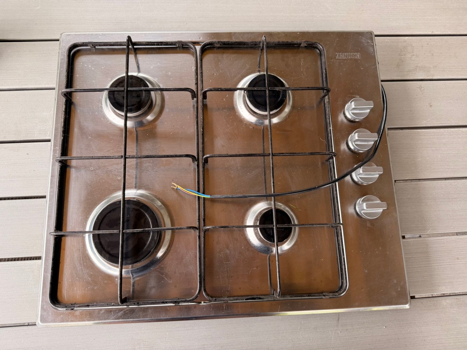 Zanussi gaskookplaat, Elektronische apparatuur, Ophalen, Gebruikt