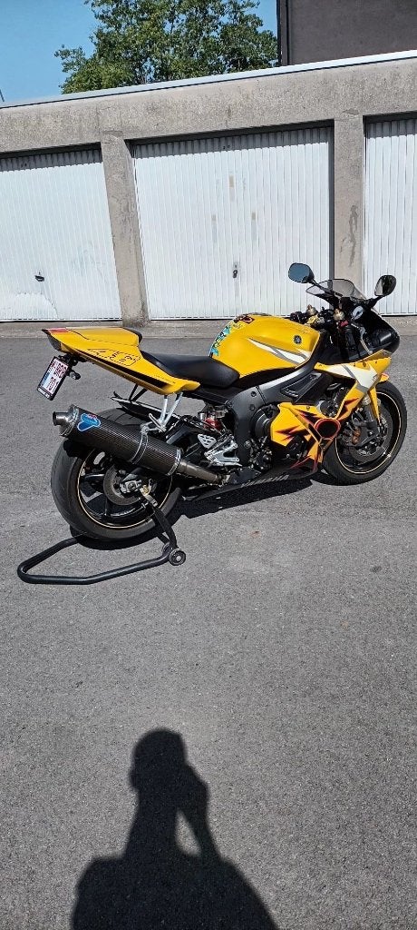 Yamaha r6 Valentino Rossi editie, Super Sport, Particulier, Handgeschakeld, 600 cc