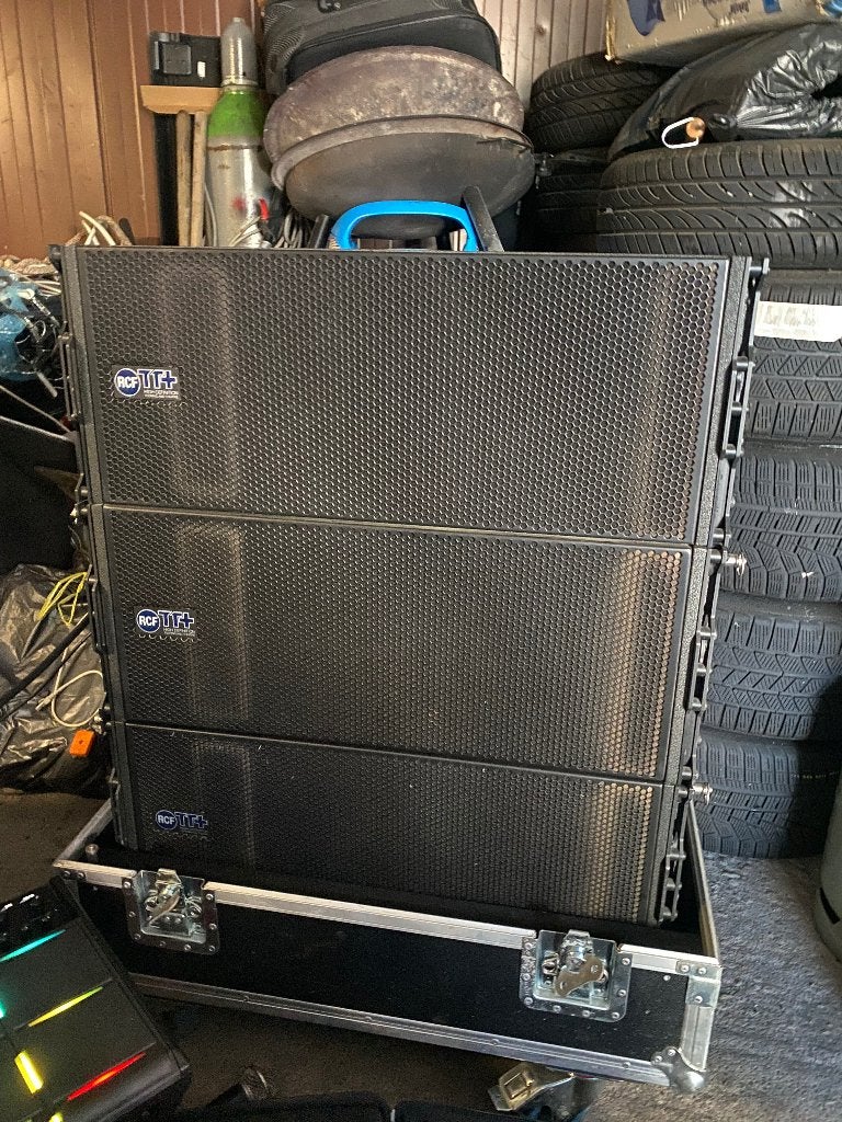 8x RCF TTL-33 MK2 Cases Powercon Top, Audio, Tv en Foto, Stereoketens, Ophalen, Zo goed als nieuw, Speakers, Overige merken