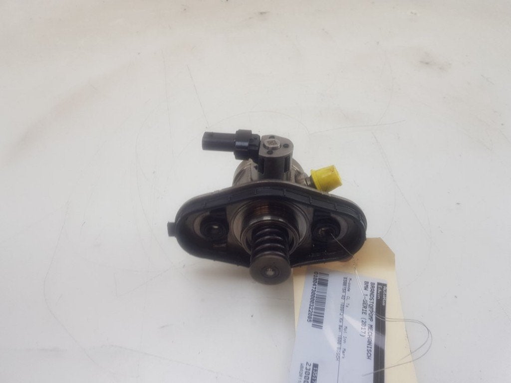 BRANDSTOFPOMP MECHANISCH BMW 1 serie (F20) (01-2010/06-2019), Auto-onderdelen, Gebruikt, BMW