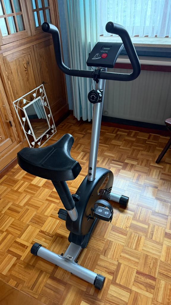 Hometrainer fiets, Sport en Fitness, Ophalen, Gebruikt, Hometrainer