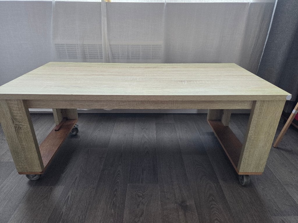 Table basse avec roulettes, 100 à 150 cm, Bois clair, Comme neuf, Enlèvement