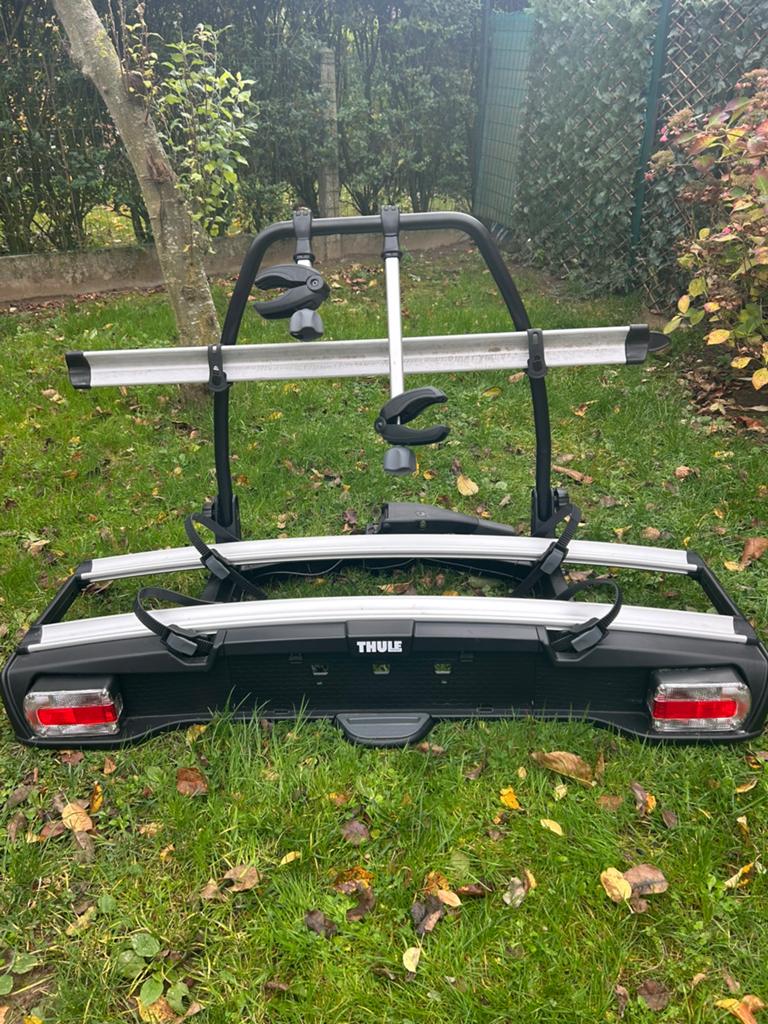 Porte vélos Thule 918, Autos : Divers, Porte-vélos, 2 vélos, Comme neuf, Vélo électrique, Enlèvement