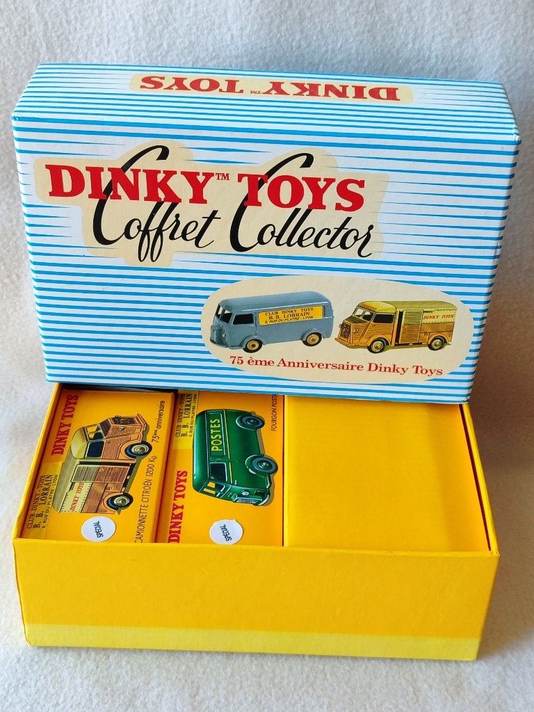 Dinky Atlas: Coffret 75éme anniversaire DinkyToys_ref. 25-09, Enlèvement ou Envoi, Comme neuf, Bus ou Camion, Dinky Toys