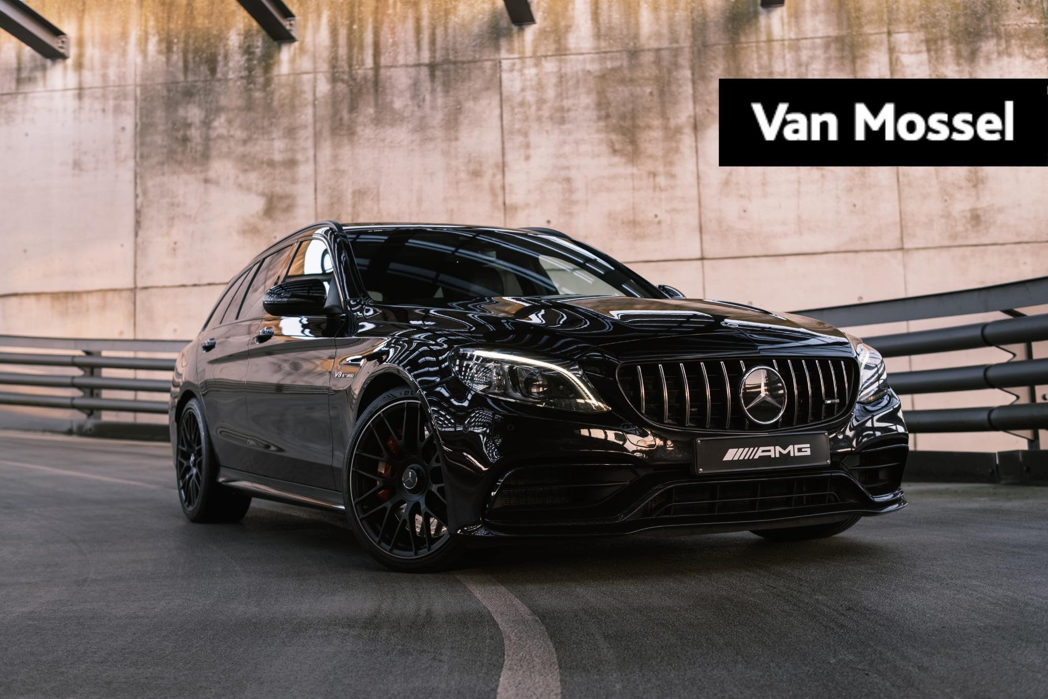Mercedes-Benz C 63 S AMG Break + LICHTE VRACHT + BURMESTER +, Auto's, Automaat, Dealer onderhouden, 4000 cc, Zwart