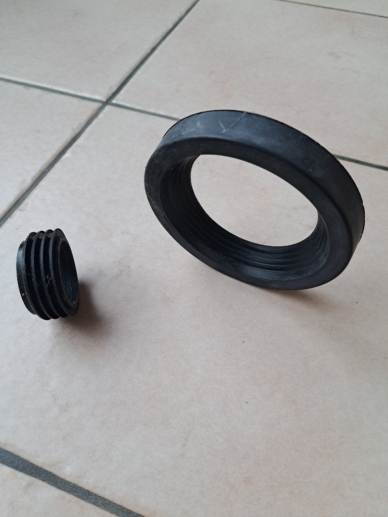 Hangtoilet, Doe-het-zelf en Bouw, Sanitair, Ophalen, Zo goed als nieuw, Toilet