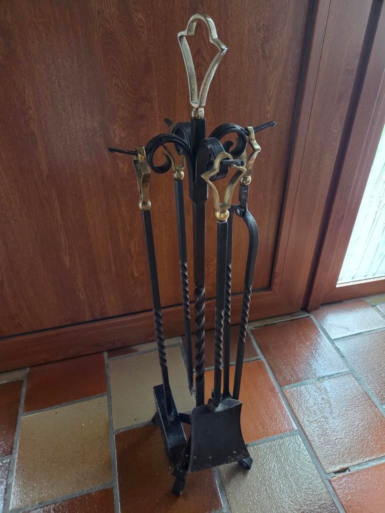 Smeedijzeren haardstel in goede staat., Ophalen