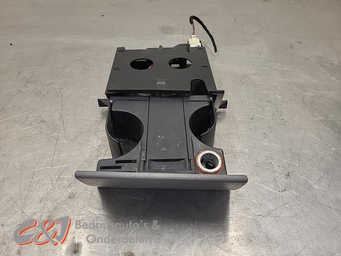 Porte-gobelet d'un Volkswagen Transporter, Volkswagen, -, 3 mois de garantie, Utilisé