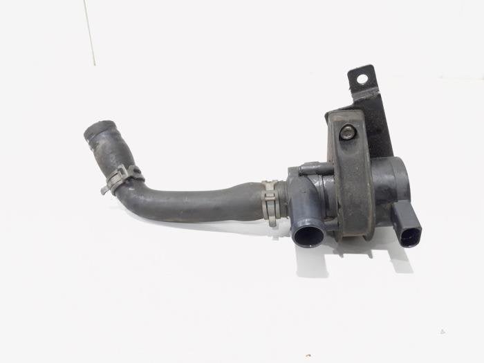 Pompe à eau supplémentaire d'un Volkswagen Golf, Volkswagen, -, 3 mois de garantie, Utilisé