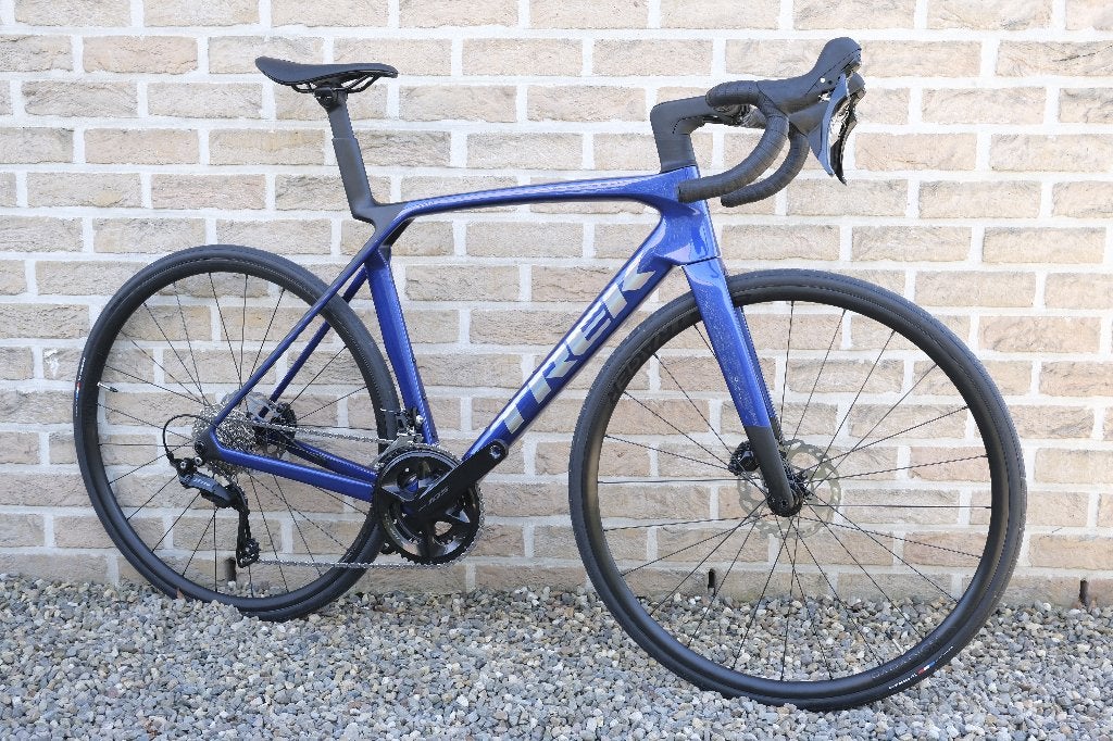 Trek Madone SL 5 GEN 8 M/L 56 CM Shimano 105, Fietsen en Brommers, 28 inch, Carbon, Nieuw, Dames