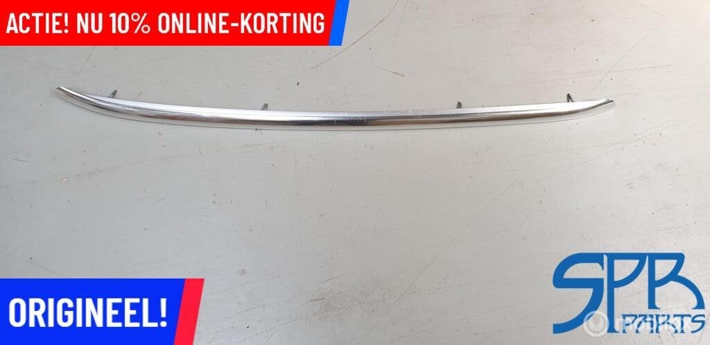 Q3 8U (2011-2018) Dakrail origineel RECHTS chroom 8U0860022A, Auto-onderdelen, Audi, Gebruikt, Audi, Ophalen of Verzenden