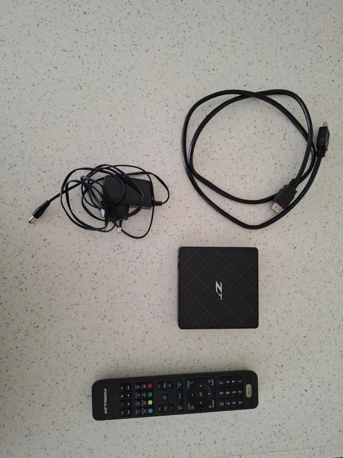 Formuler z7 +, Enlèvement, Comme neuf, Audio optique