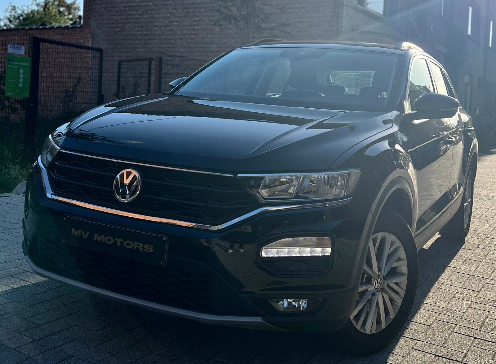 2020 VW T-ROC SUV Style, 1.6 TDI/eerste eigenaar!, Auto's, Dealer onderhouden, Stof, Navigatiesysteem, Zwart