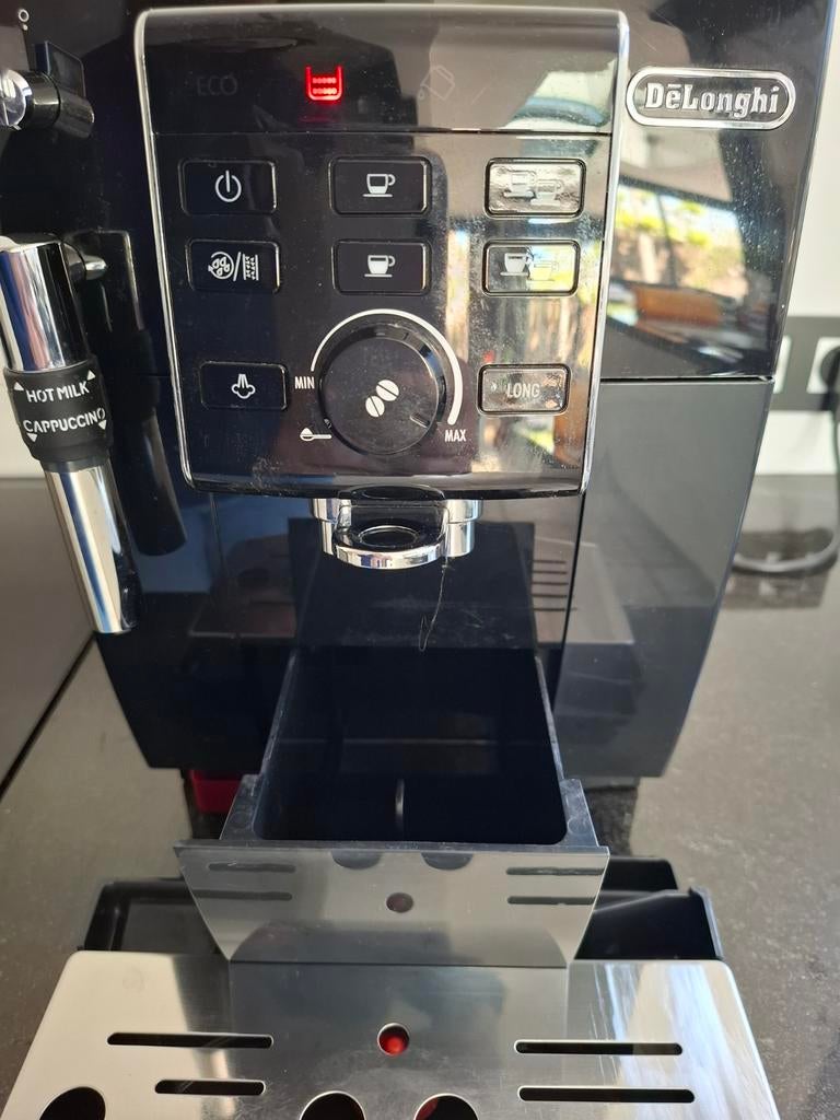 Koffiemachine De’Longhi, Ophalen, Koffiemachine, Gemalen koffie, Stoompijpje