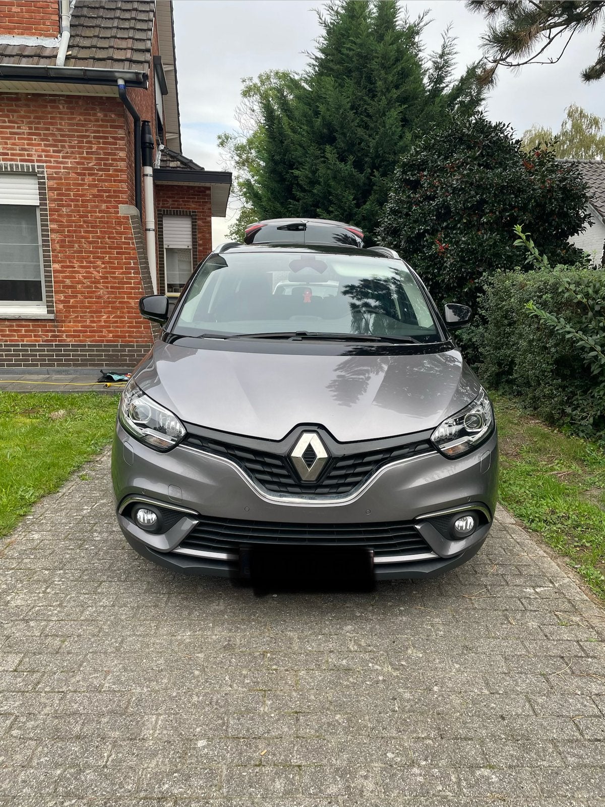 Renault Grand Scenic TCe 1.3 Limited, Autos, Argent ou Gris, Achat, Réception radio numérique, Euro 6