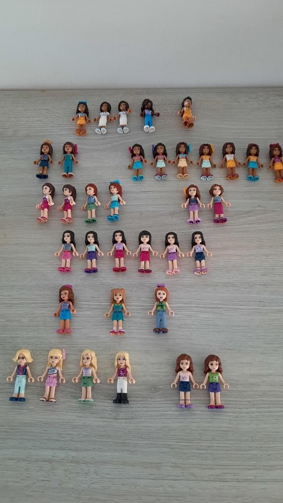 Lego Friends poppetjes 199 stuks perfecte staat!, Ophalen, Zo goed als nieuw, Lego