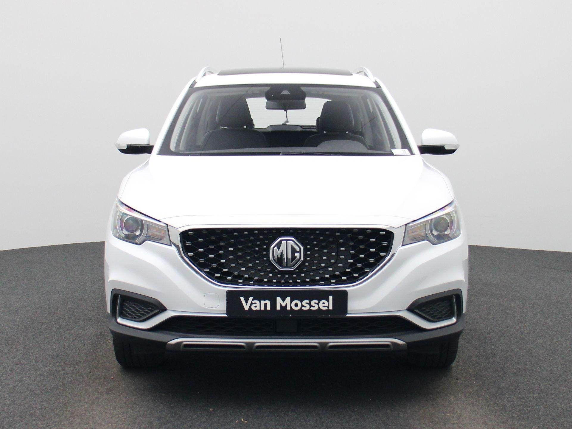 MG MG ZS EV Luxury 45 kWh Pano DAK | LEDER | CAMERA | NAVI, Auto's, 45 kWh, Gebruikt, Verwarmde buitenspiegels, ZS