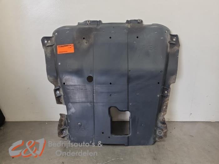 Plaque de protection sol d'un Renault Kangoo, -, 3 mois de garantie, Utilisé, -