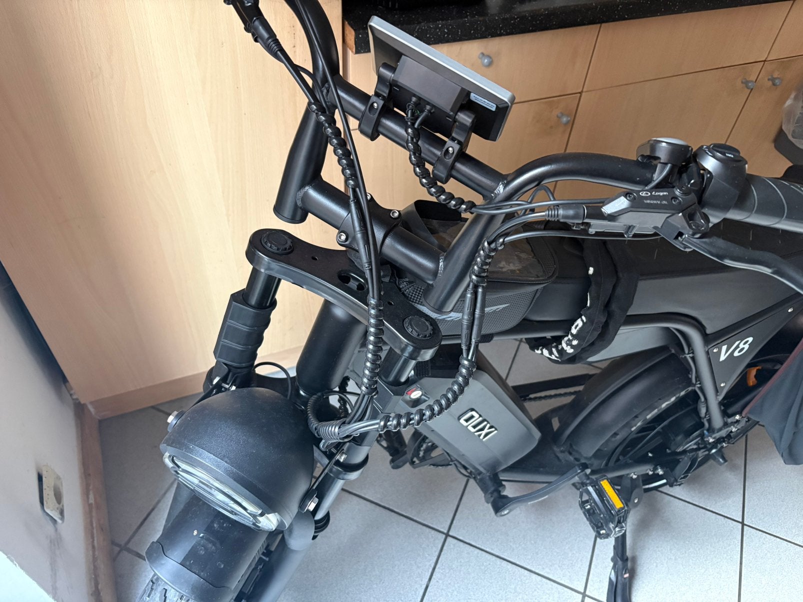 Ouxi v8 double batterie édition spéciale 2026, Pneus larges, Comme neuf, Accessoire porte-vélos, Enlèvement