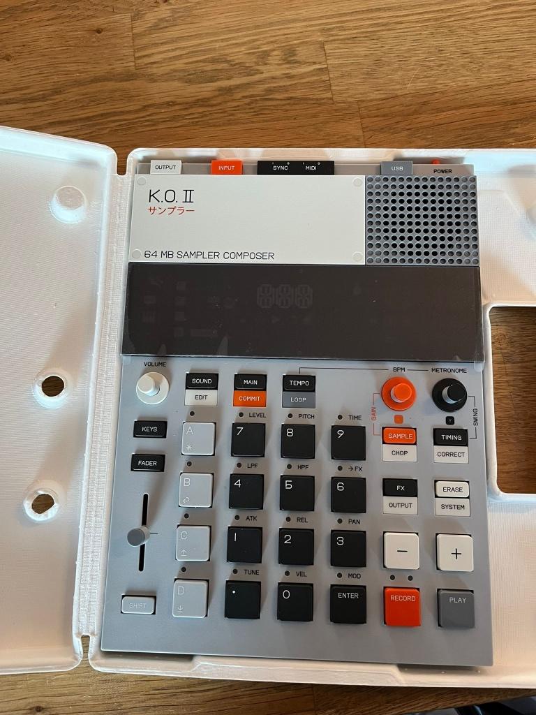 Teenage Engineering EP-133 K.O. II, Muziek en Instrumenten, Samplers, Ophalen of Verzenden, Zo goed als nieuw