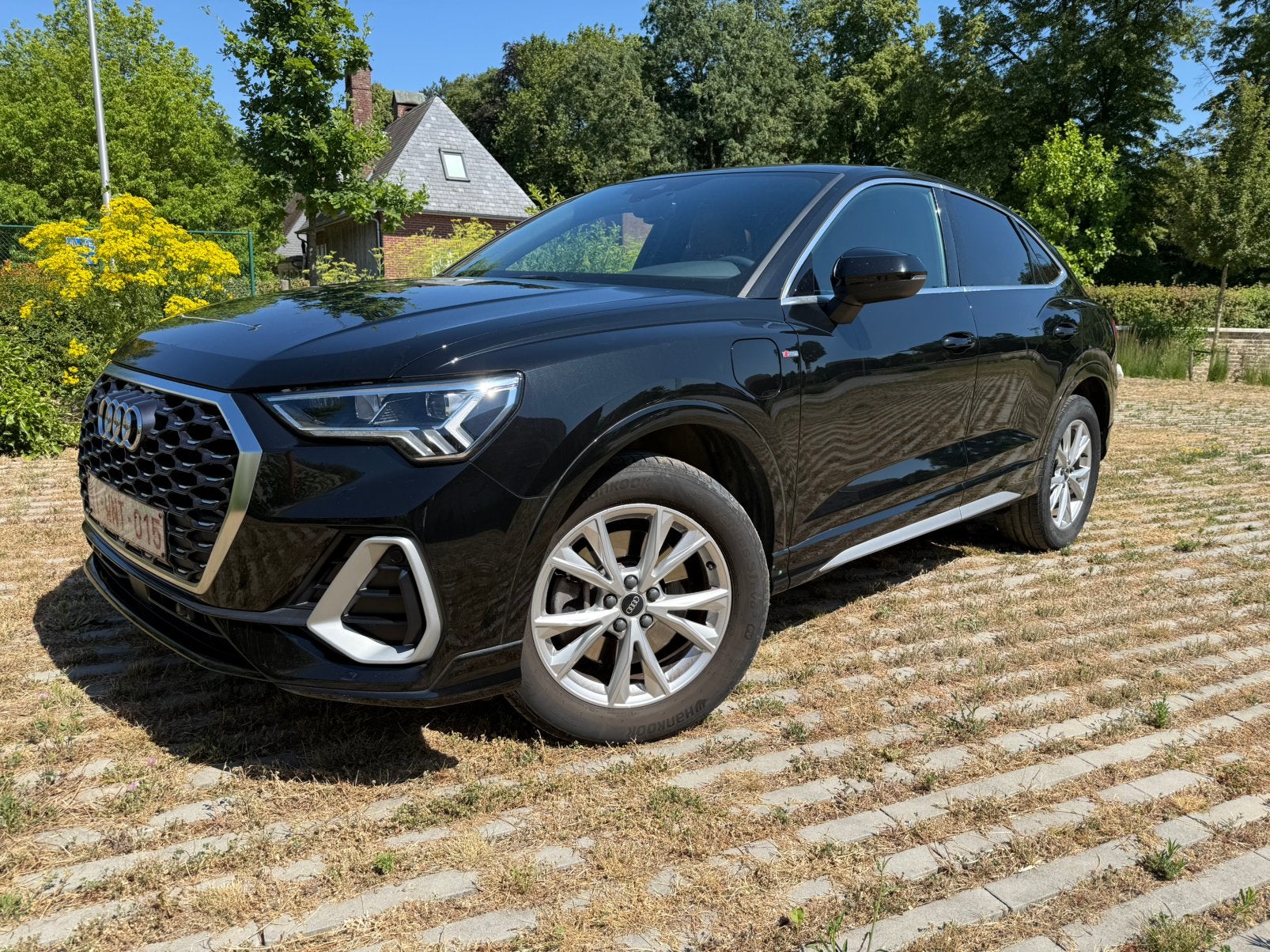 Audi Q3 eteon sportback - sline, Auto's, 4 cilinders, Zwart, 5 zetels, 5 deurs